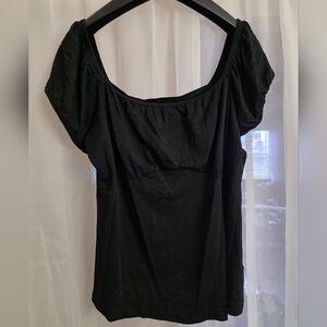 Torrid Black Ruched Puff Sleeve Blouse